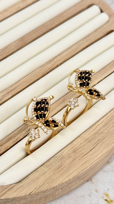 Anillo Maripositas  con Micropave 