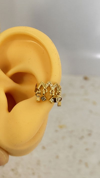Cuff Micropavé con Colgantes