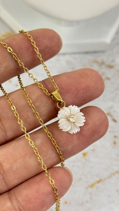 Collar Flor 1 AD