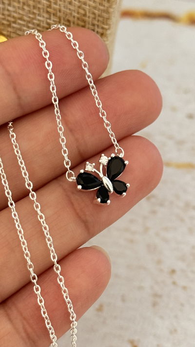 Collar Mariposa Negra AB