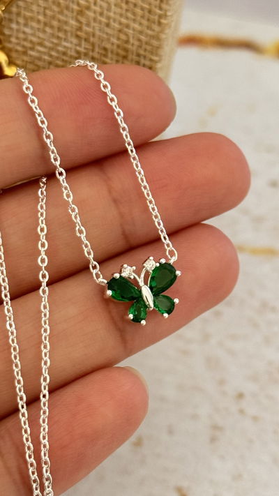 Collar Mariposa Verde AB