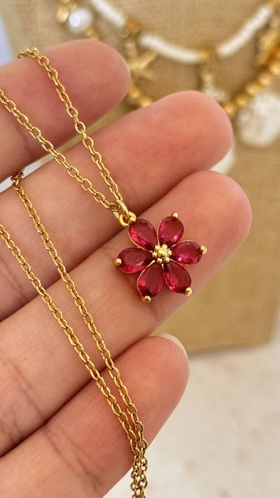Collar Flor Fucsia AD