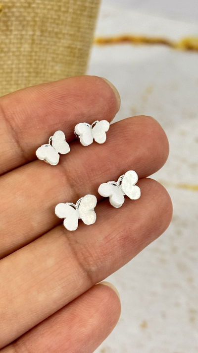 Aros Mariposa Blanca AQ