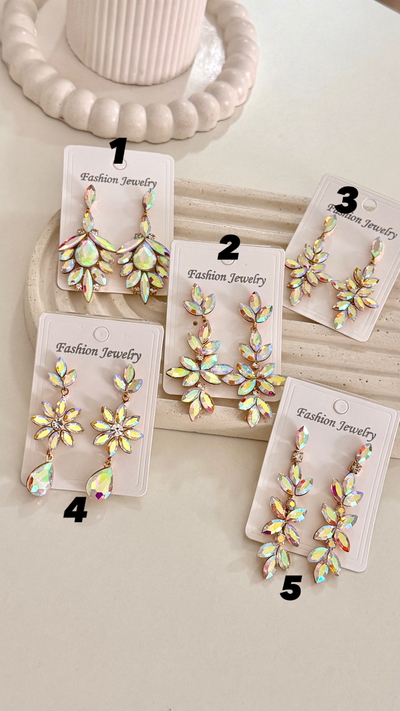 Aros Dorados con Gemas Tornasol