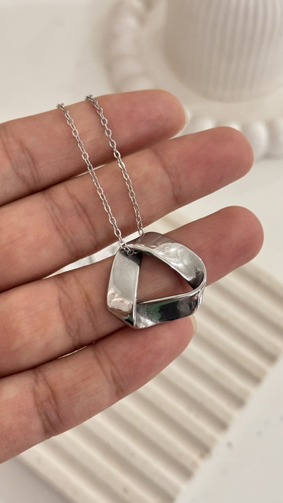 Collar Lazo AQ