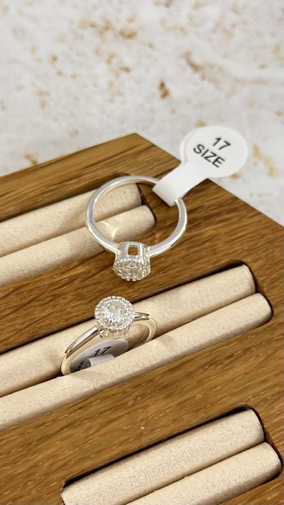 Anillo Cubic