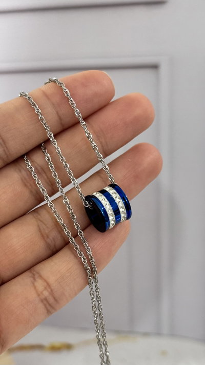 Collar Cilindro Con Strass AQ
