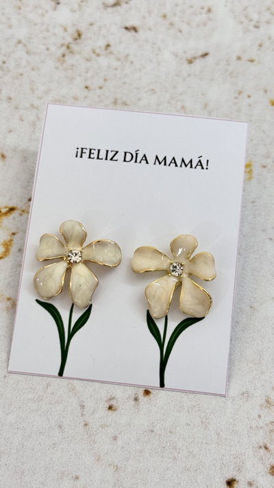 Aros Dorados Flor Blanca 20mm