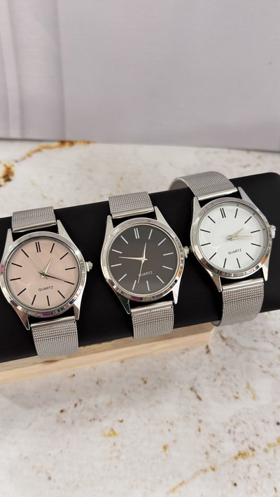 Reloj 047