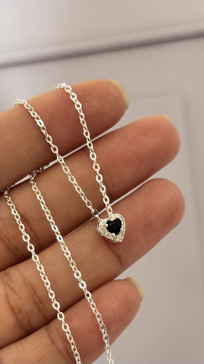Collar Corazon Negro AB