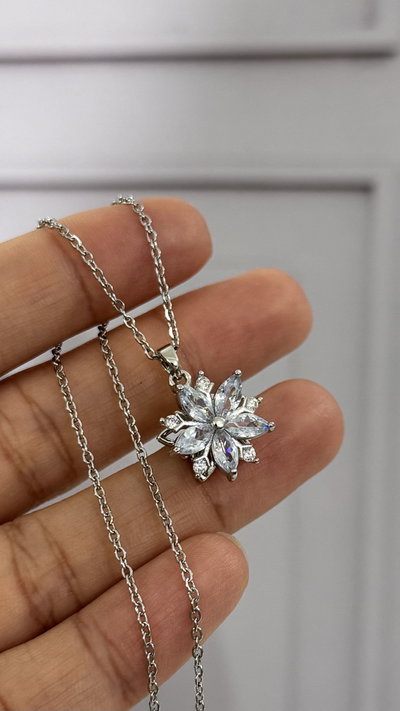 Collar Flor Giratorio AQ