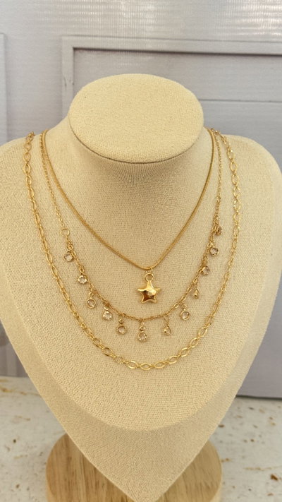 Collar Triple Estrellitas y Cubic 
