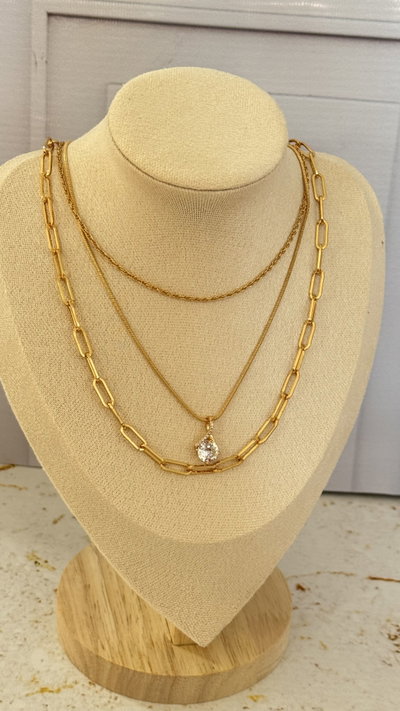 Collar Triple Con Cubic