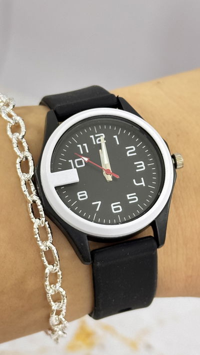 Reloj M0371