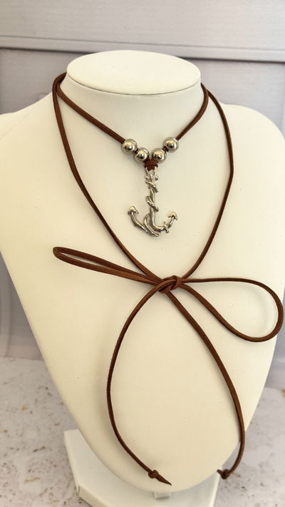 Choker Marrón Anclas 