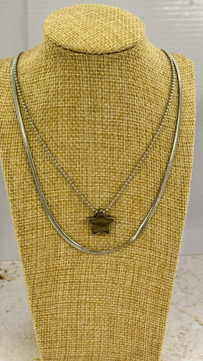 Collar Doble Estrella AQ
