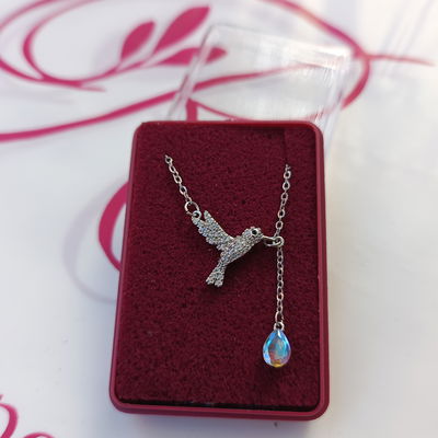 Collar colibri colgante
