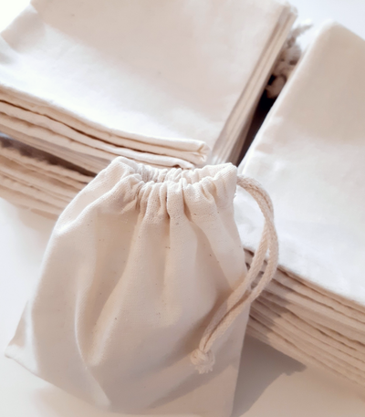Bolsa de lienzo con cordón lisa 25x25 