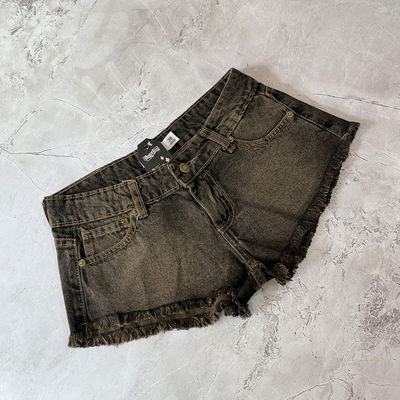 Short de jeans tiro bajo óxido