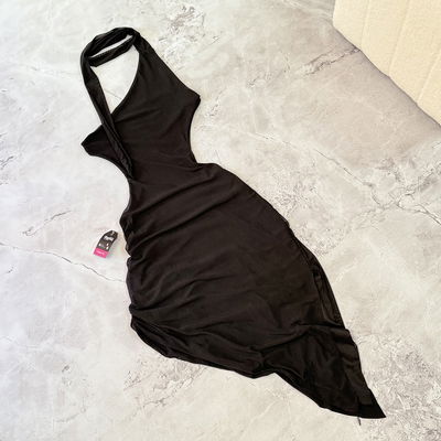 Vestido microtul con espalda abierta y lazo 