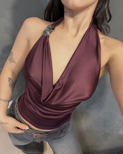 Top buche con aplique 