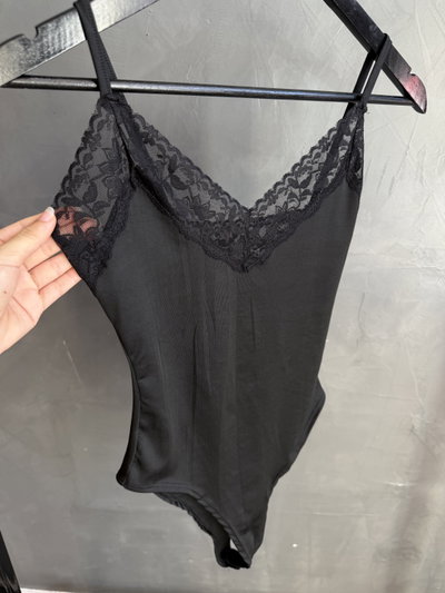 Body con encaje 