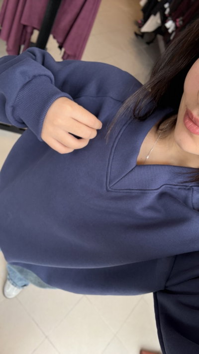 Buzo cuello en V 