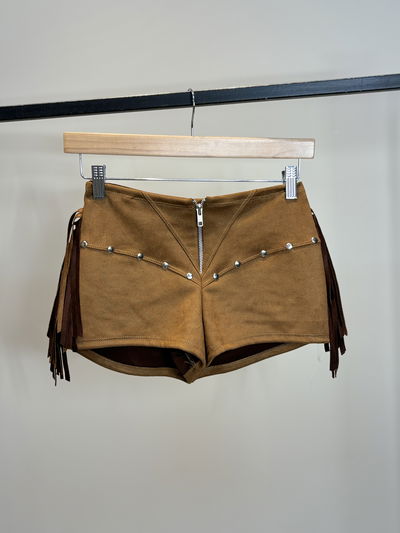 Short vaquero con flecos 