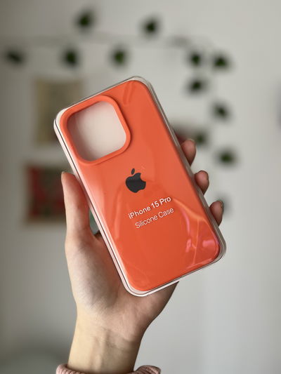 SILICONE CASE NARANJA 15 PRO