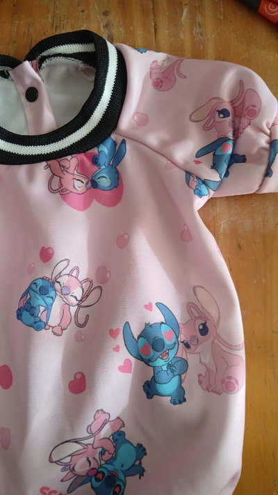 CAMPERA ESTAMPADA SUBLIMADA