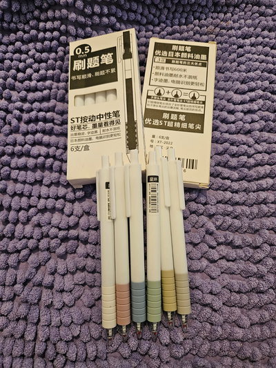 Lapicera Blanca pastel (tinta negra)