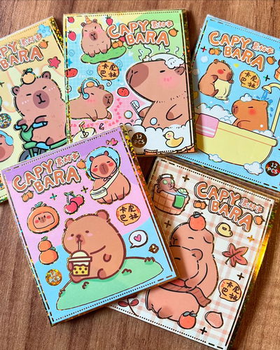 Mini libreta de stickers Sanrio/Capibara