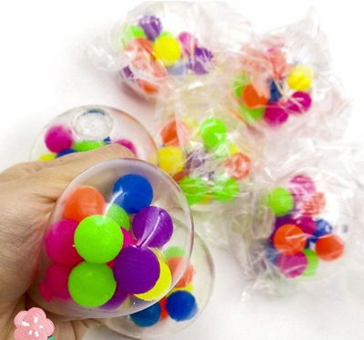 Squishy con pelotitas de colores