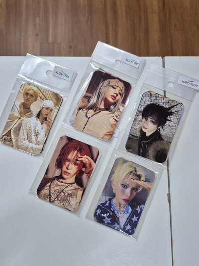 XLOV / Combo de photocards