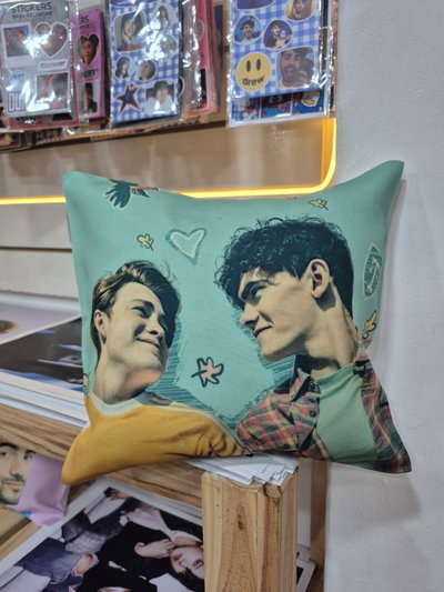  Heartstopper / Almohadon 