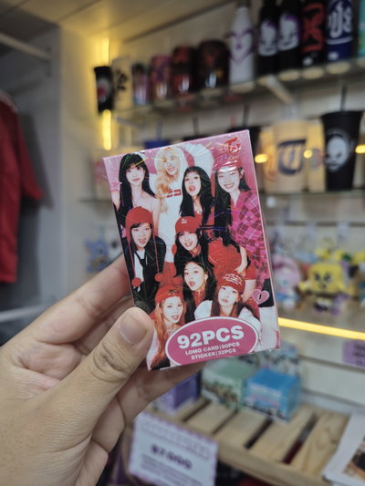 Twice / Lomocards / Modelo 1