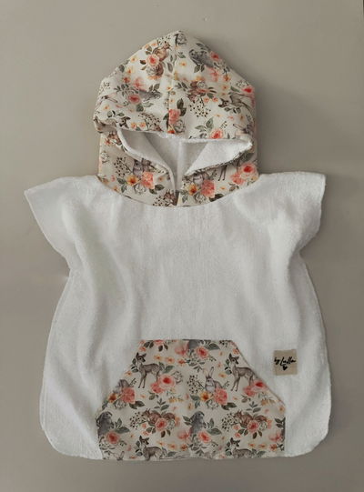 Poncho de Toalla "Conejos y Bambis"