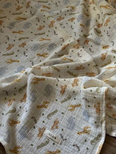 Manta De Gasa  "Amigos De La Selva"