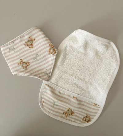 Set Toallón con Capucha "Ositos y Moñitos"