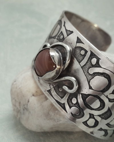 Brazalete con Agata Cornalina