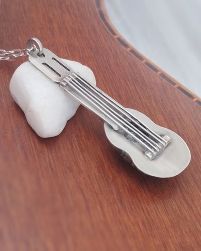 Dije Charango Artesanal de los mil pasos