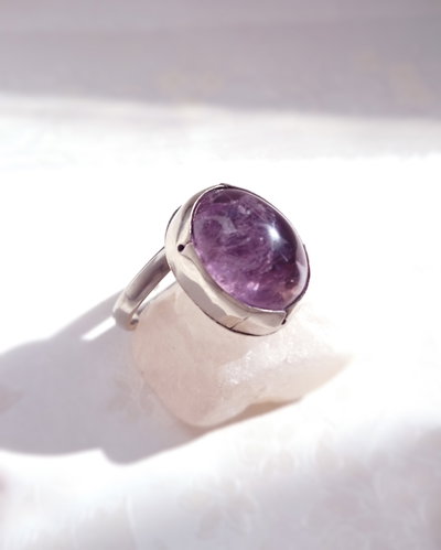 Anillo con amatista 