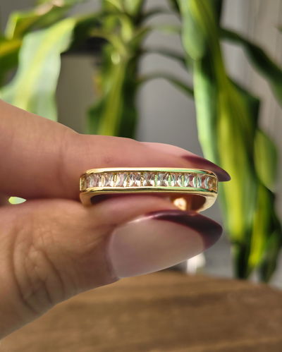 Anillo Square AD