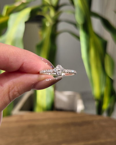 Anillo Van Cleff AB