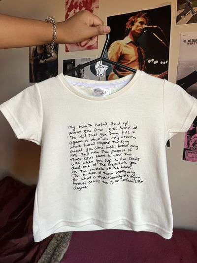 baby tee 'alex turner's love letter'