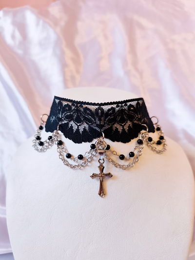 choker helena 