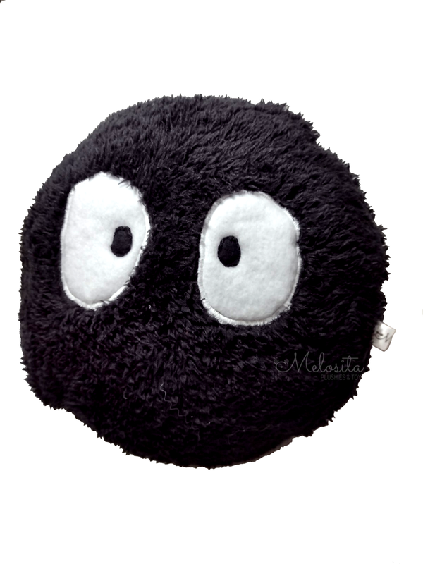 Almohadon Peluche Artesanal Susuwatari Grande Suavecito