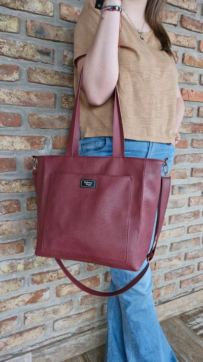 Cartera cruz bordo