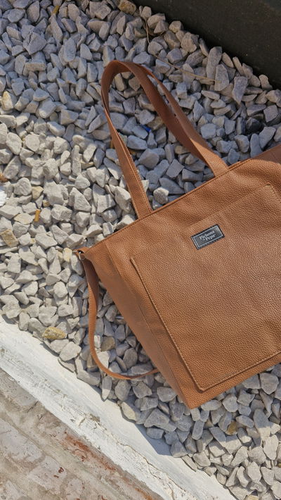 Cartera cruz suela