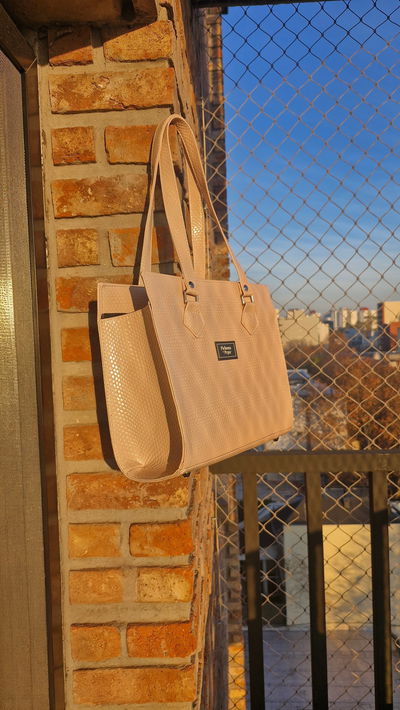 Cartera Bazán rosa croco